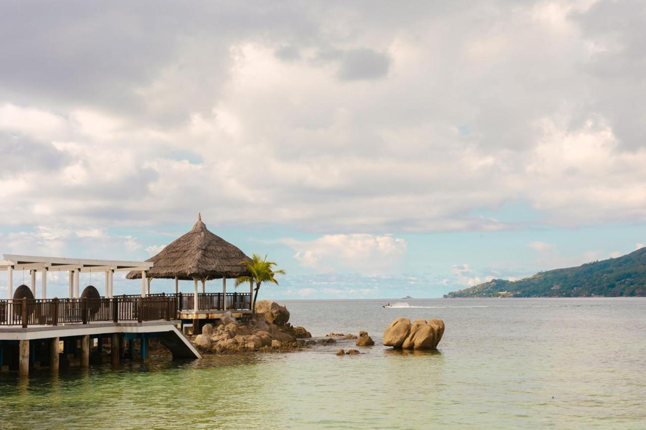 Fisherman'S Cove Resort Beau Vallon  Exterior photo